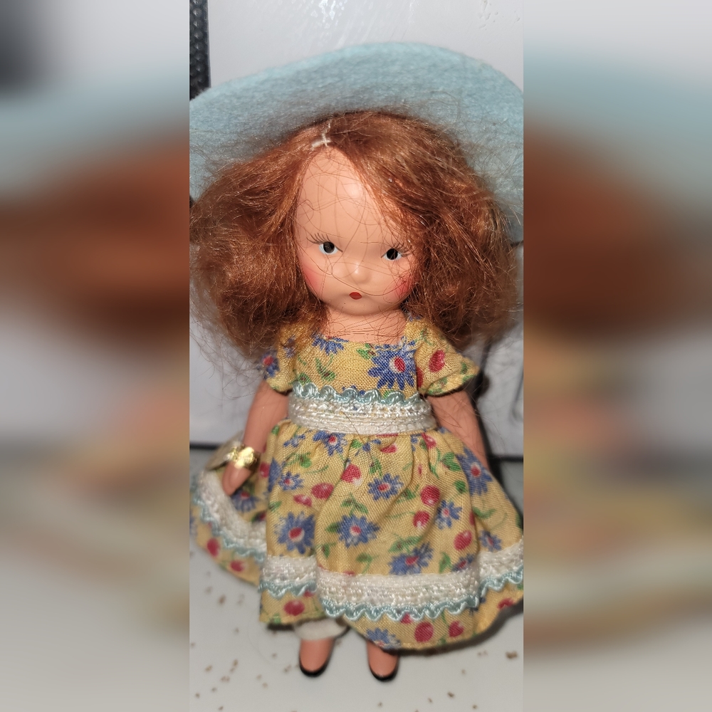 Nancy ann story book dolls